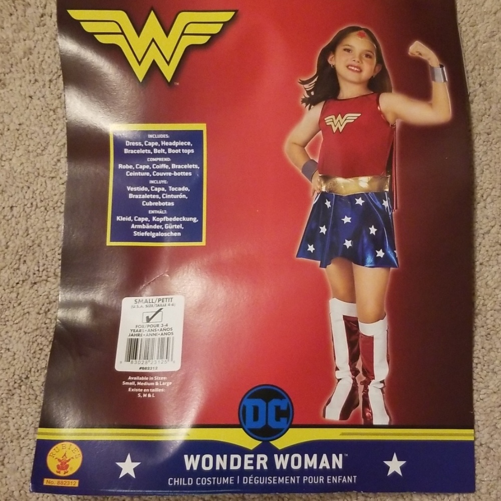 Wonder Woman costume small fits 3-4 year olds